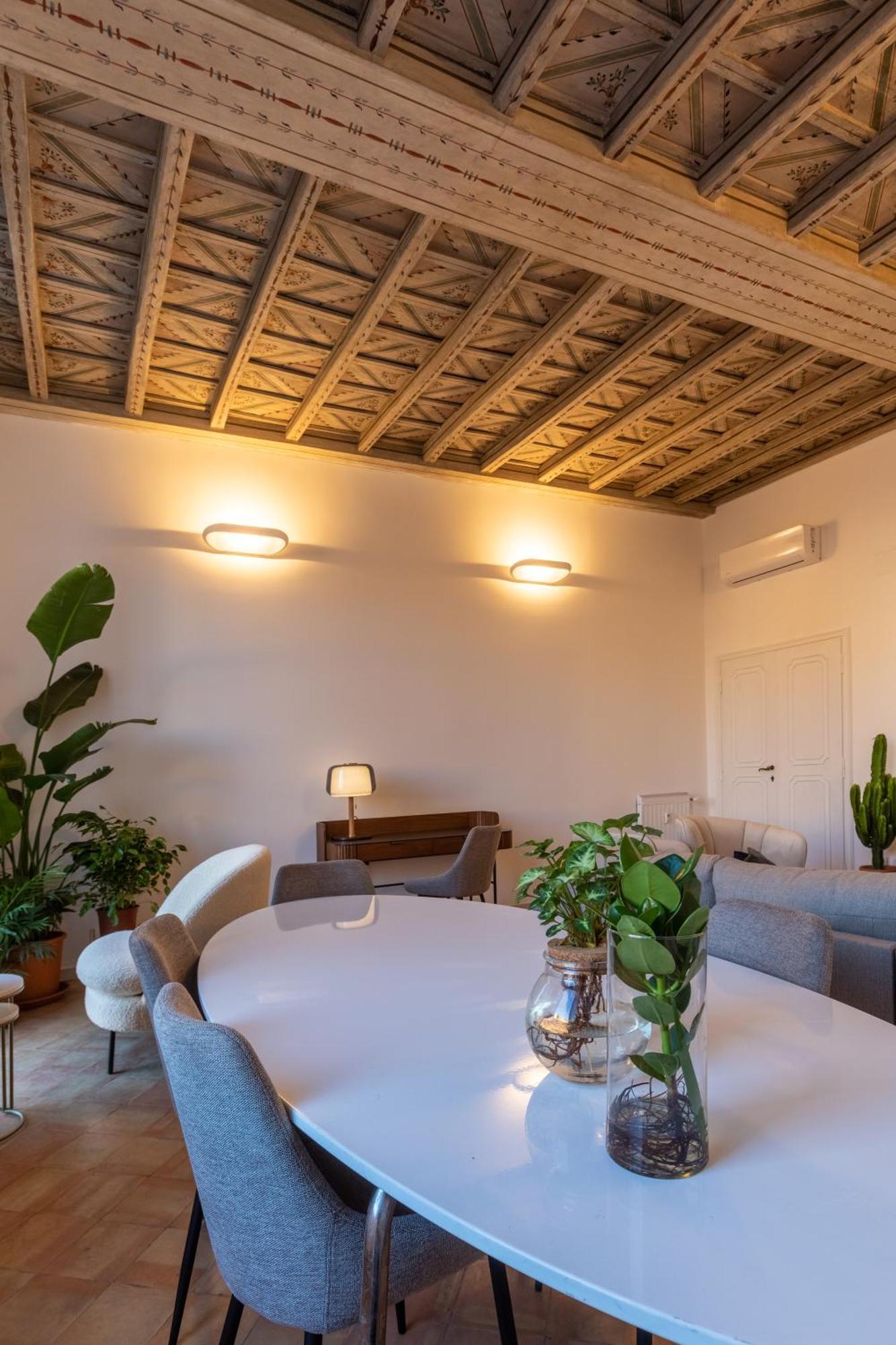 Navona Apartment